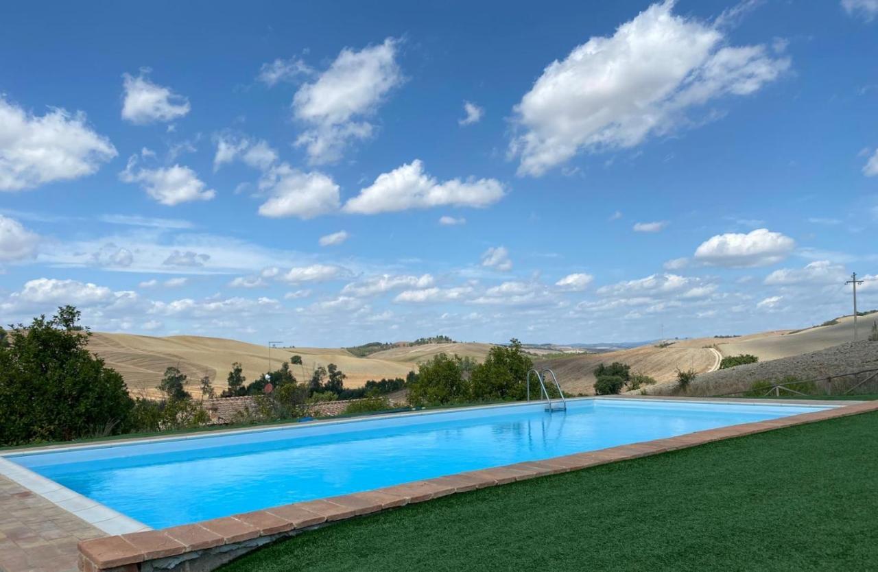 Tuscany Charme Boutique House Монтероні-д'Арбія Екстер'єр фото